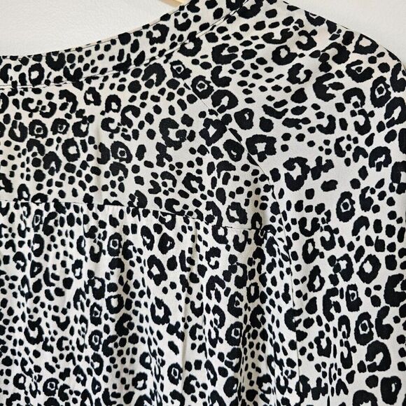 EUC LIKE NEW LOFT PRINTED SPLIT V NECK LONGSLEEVES TOP SIZE XL - Picture 6 of 13